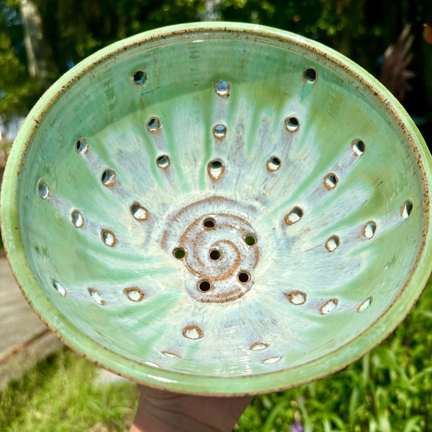 Pearl Green Berry Bowl Pre-Order