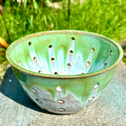 Pearl Green Berry Bowl Pre-Order